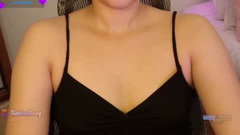 Snapshot of nylaahhh chatting on 06/30/26, 02:45 Nylaah online show from 06/30/26, 02:45