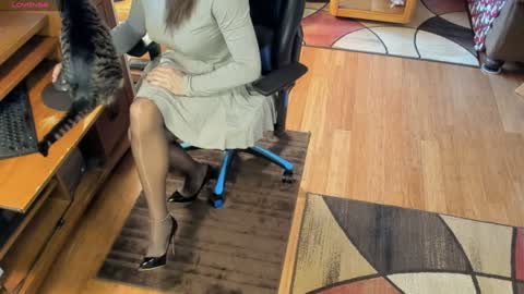 Snapshot of nylon_mistress chatting on 12/29/24, 05:54 Miss Nylon online show from 12/29/24, 05:54