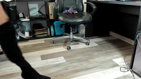 nylonaphile online show from 01/07/25, 03:02