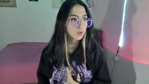 Frida online show from 02/04/25, 06:57