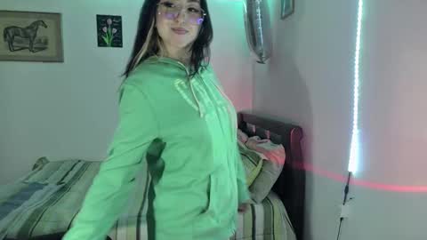 Frida online show from 02/17/25, 09:03