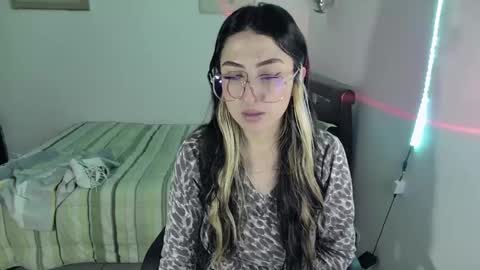 Frida online show from 03/05/25, 06:44