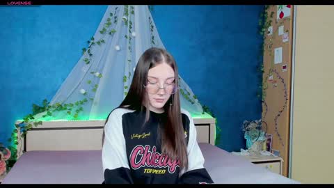 Kat online show from 01/27/25, 07:03