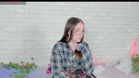 Kat online show from 12/15/25, 05:17