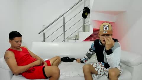 nympho_nathy_sophi online show from 12/18/24, 03:58