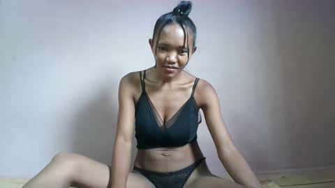 Snapshot of nympholinha chatting on 02/24/25, 10:59 nympholinha online show from 02/24/25, 10:59