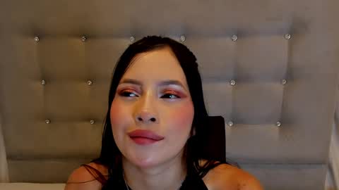 xionela gates online show from 04/05/26, 08:06