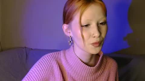 nyra_thira online show from 10/20/25, 12:22