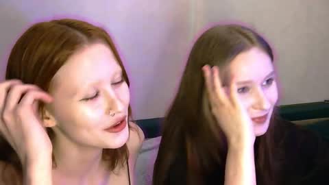 nyra_thira online show from 04/04/26, 06:38