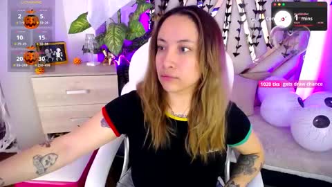 Alex   .    online show from 10/23/25, 10:08