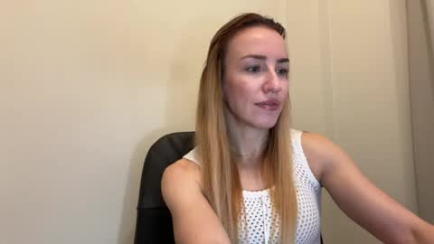 Anastasia online show from 04/30/26, 07:25