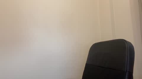 Snapshot of nyxelia_ chatting on 07/15/26, 07:02 Anastasia online show from 07/15/26, 07:02