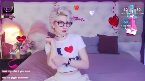 Moonlight online show from 02/10/25, 01:11