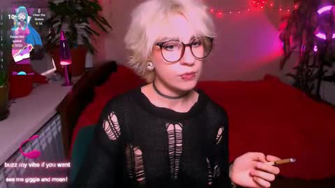 Moonlight online show from 09/19/25, 09:00