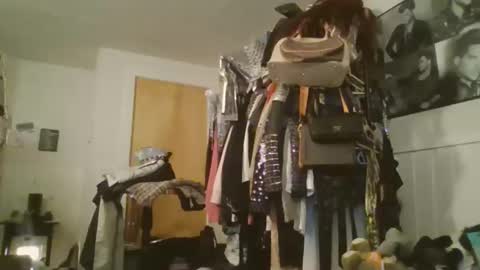 obsessed_glambert online show from 11/06/25, 02:45