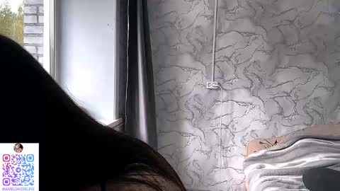 Snapshot of obsidian_glow chatting on 09/13/25, 04:45 Amelia online show from 09/13/25, 04:45