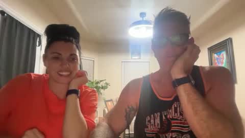 SimplyUs online show from 10/01/25, 07:03