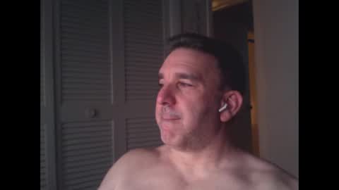 Snapshot of oceanmanx chatting on 02/15/26, 02:41 Ocean online show from 02/15/26, 02:41