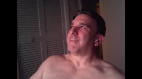 Snapshot of oceanmanx chatting on 02/19/26, 02:07 Ocean online show from 02/19/26, 02:07