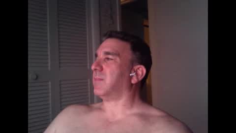 Snapshot of oceanmanx chatting on 03/02/26, 05:08 Ocean online show from 03/02/26, 05:08