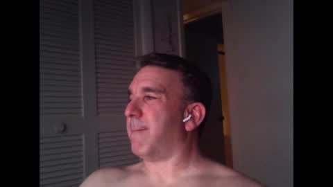 Snapshot of oceanmanx chatting on 03/07/26, 05:26 Ocean online show from 03/07/26, 05:26