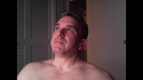 Snapshot of oceanmanx chatting on 04/16/26, 02:56 Ocean online show from 04/16/26, 02:56