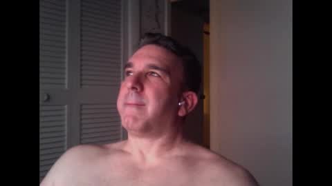 Snapshot of oceanmanx chatting on 04/18/26, 02:48 Ocean online show from 04/18/26, 02:48
