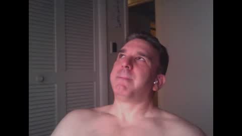 Snapshot of oceanmanx chatting on 04/21/26, 02:48 Ocean online show from 04/21/26, 02:48