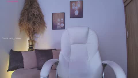 Snapshot of octavia_rouse chatting on 05/20/26, 08:04 independent model online show from 05/20/26, 08:04