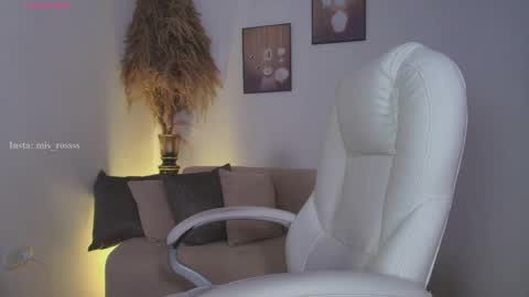 Snapshot of octavia_rouse chatting on 05/21/26, 02:02 independent model online show from 05/21/26, 02:02