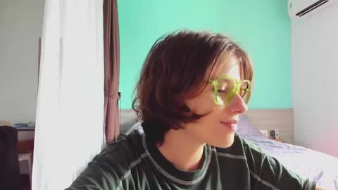 Evie online show from 12/02/24, 05:26