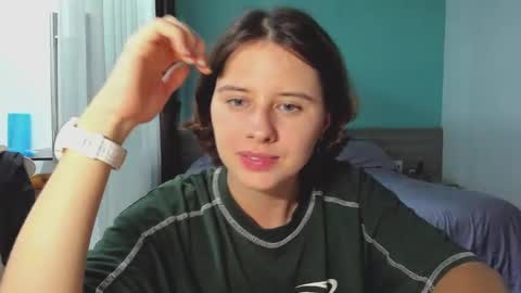 Evie online show from 12/06/24, 02:49