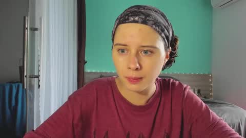 Evie online show from 12/23/24, 08:11