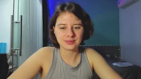 Evie online show from 01/10/25, 12:36