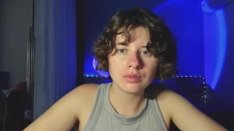 Evie online show from 01/31/25, 01:12