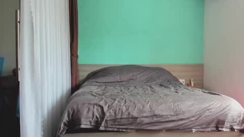 Evie online show from 02/15/25, 06:23