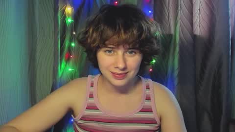 Evie online show from 09/21/25, 01:35