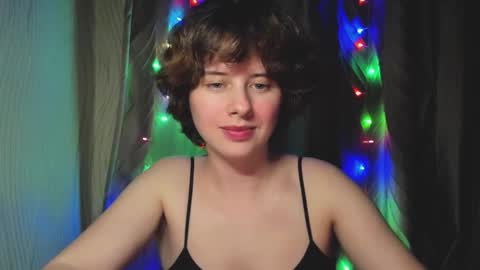 Evie online show from 09/24/25, 04:21