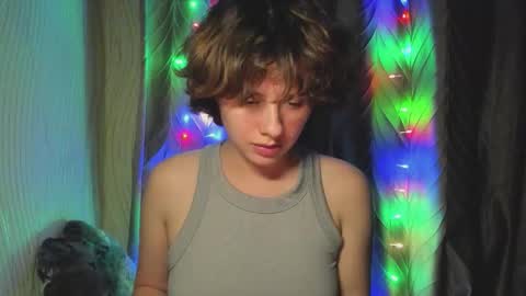 Evie online show from 09/29/25, 02:55