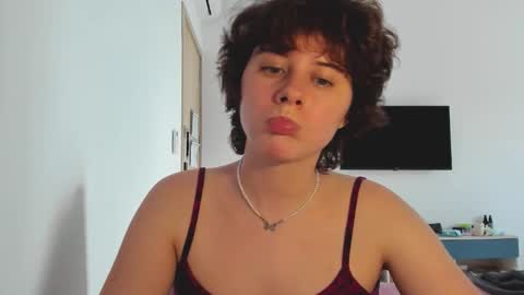 Evie online show from 11/27/25, 09:00