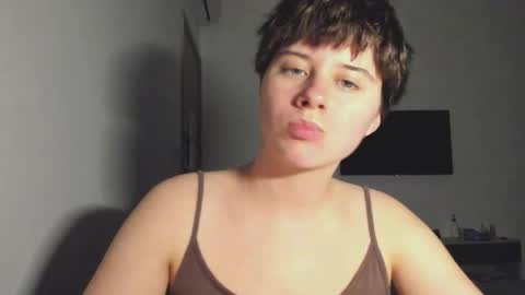 Evie online show from 01/11/26, 11:15