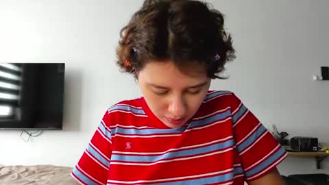 Evie online show from 04/03/26, 05:38