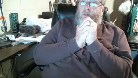 Snapshot of oddobsessions chatting on 10/09/25, 12:52 oddobsessions online show from 10/09/25, 12:52