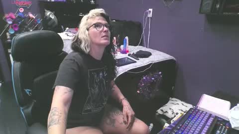 Oddy With A Body online show from 02/23/26, 01:47