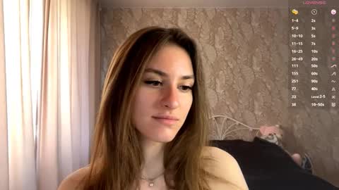 Mia online show from 09/25/25, 09:57