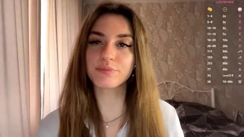 Mia online show from 10/09/25, 09:07