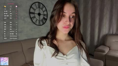 Elisa online show from 03/04/26, 04:29