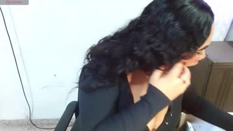 odethjones online show from 01/15/26, 04:11