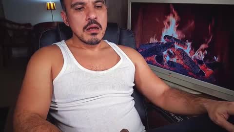 officeman7 online show from 12/25/24, 08:17