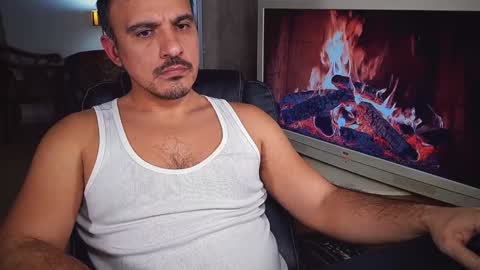 officeman7 online show from 12/31/24, 04:14